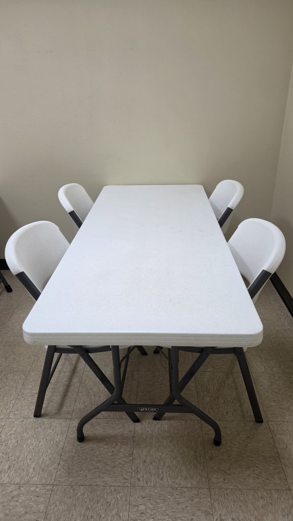 White Lifetime 6_ Table #1 4 Chairs