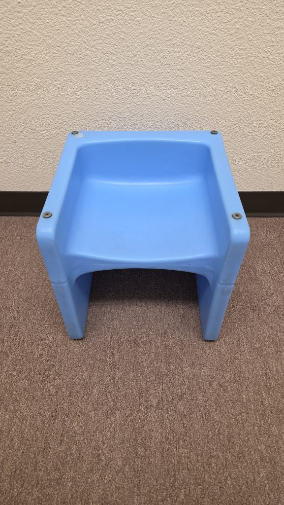 Cube Chair – Light Blue