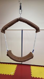 Southpaw Frog Swing without Vertical Stimulator